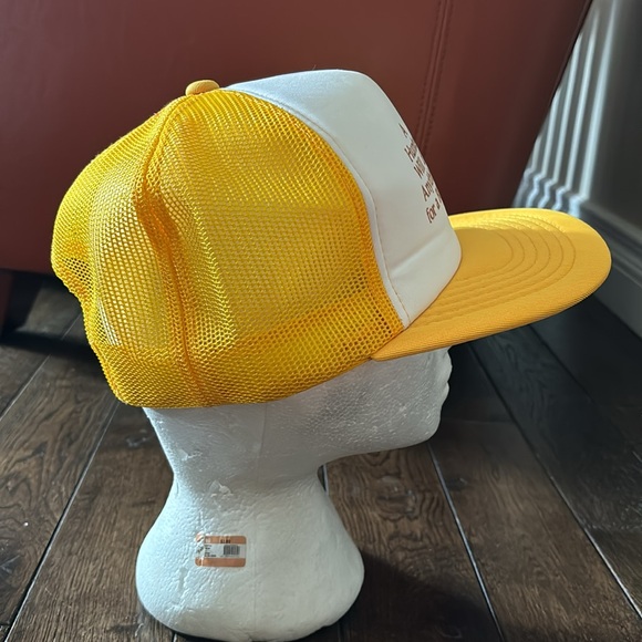“A Hunter Will Do Anything for A Buck” Vintage Trucker Hat - Picture 2 of 3
